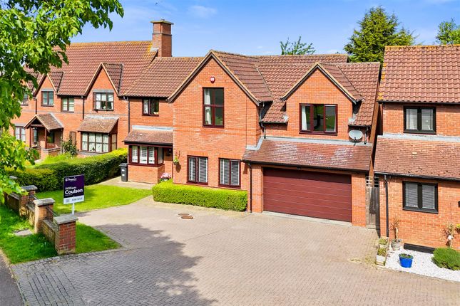 Linceslade Grove, Milton Keynes MK5 5 bed detached house for sale