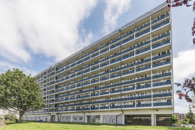 Bradstock Road, London 2 bed flat for sale