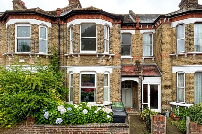 Devonshire Road, Forest Hill, London... 2 bed flat for sale