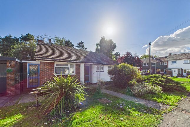 Whyke Close, Chichester 3 bed detached bungalow for sale