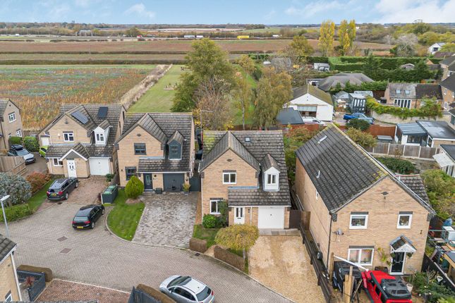 Warren Croft, Sawtry, Cambridgeshire. 4 bed detached house for sale