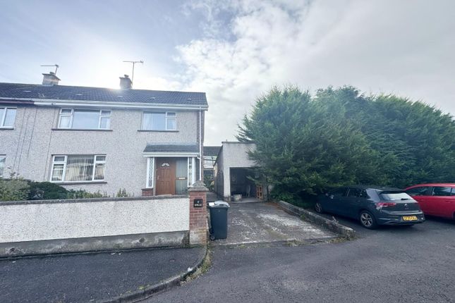 3 bed semi-detached house