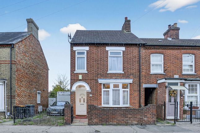 3 bed end terrace house