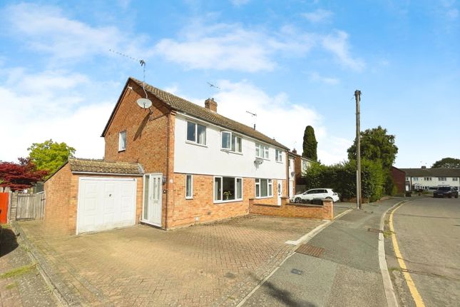 Hawthorn Close, Bishop's Stortford CM22 3 bed semi