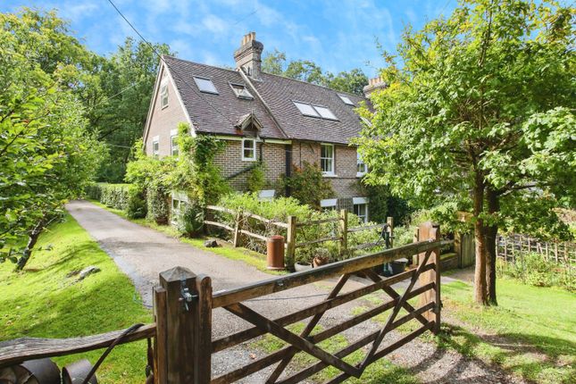 5 bedroom end of terrace house for sale