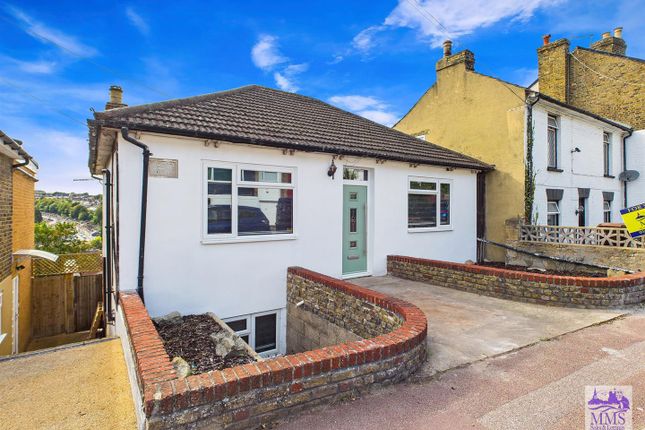 Upper Luton Road, Chatham 5 bed detached house for sale