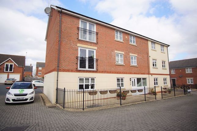 Boughton Way, Gloucester 2 bed flat for sale