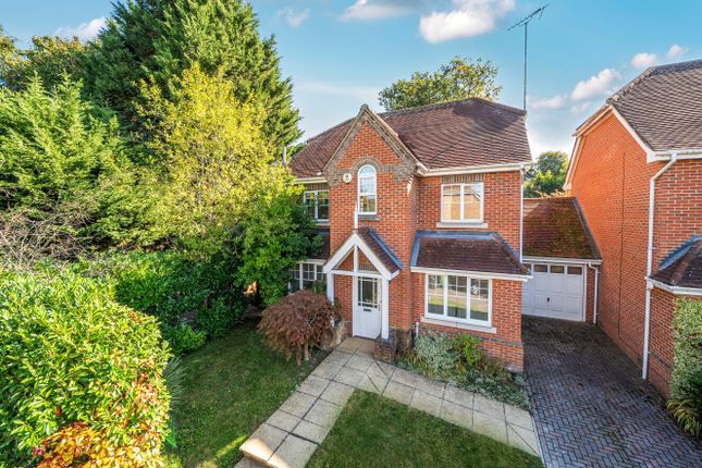 Southcote Park, Camberley GU15 4 bed detached house for sale