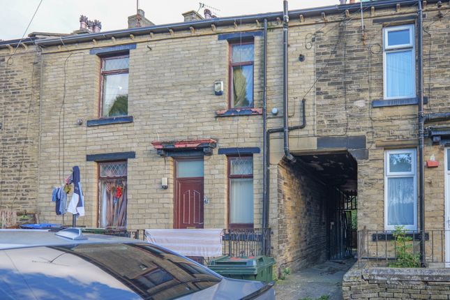 Cross Lane, Bradford BD7 2 bed terraced house for sale