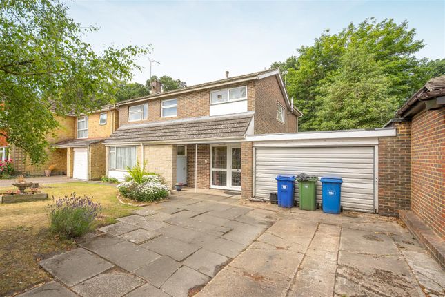 Arden Close, Bracknell 4 bed detached house for sale