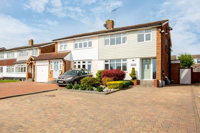Southview Close, Rayleigh SS6 3 bed semi