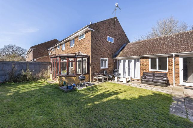 Stanley Close, Staplehurst, Tonbridge 5 bed end of terrace house for sale