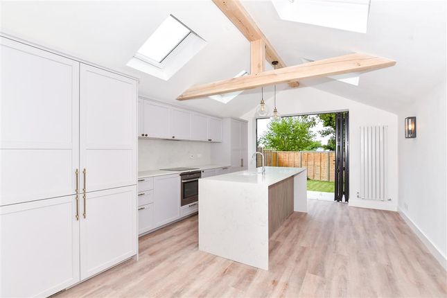 Loose Road, Maidstone, Kent 3 bed terraced house for sale