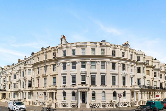 5 bedroom apartment for sale