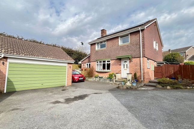 Woodside Close, Ivybridge PL21 4 bed detached house for sale