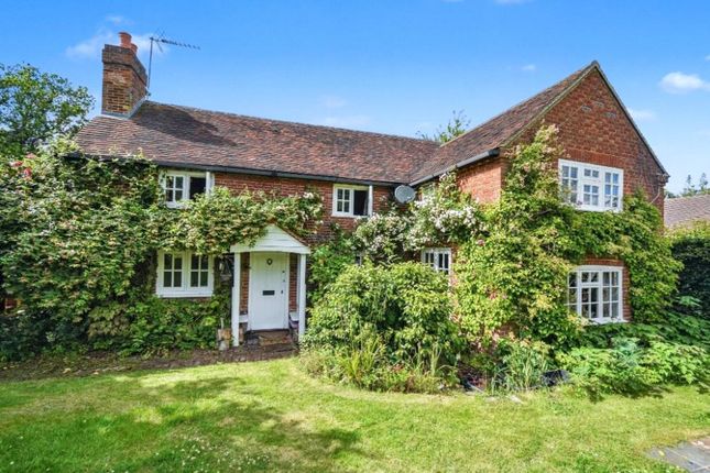 Gardeners Hill Road, Wrecclesham... 4 bed detached house for sale