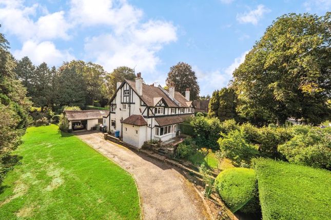 4 bedroom semi-detached house for sale