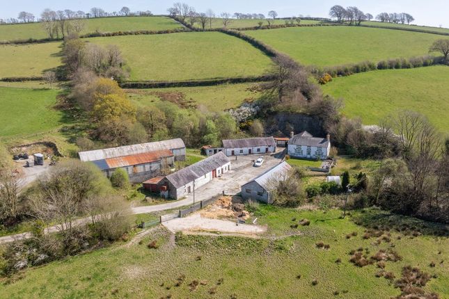 Llwynygroes, Tregaron, SY25 3 bed property with land for sale