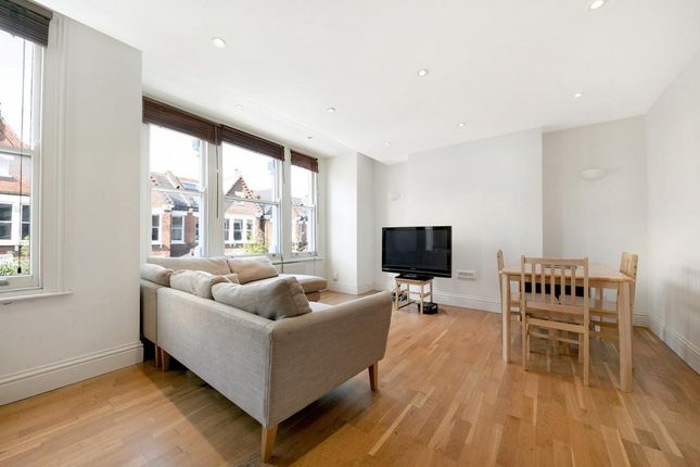 Beechdale Road, SW2 2 bed flat for sale