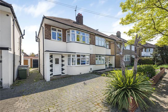 Constance Crescent, Bromley, BR2 3 bed semi