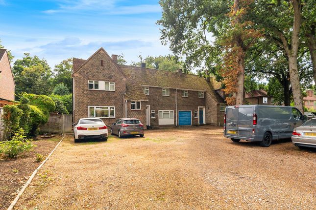 6 bedroom semi-detached house for sale