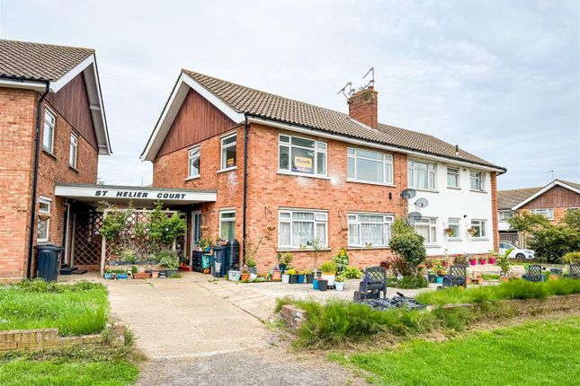 2 bedroom maisonette for sale