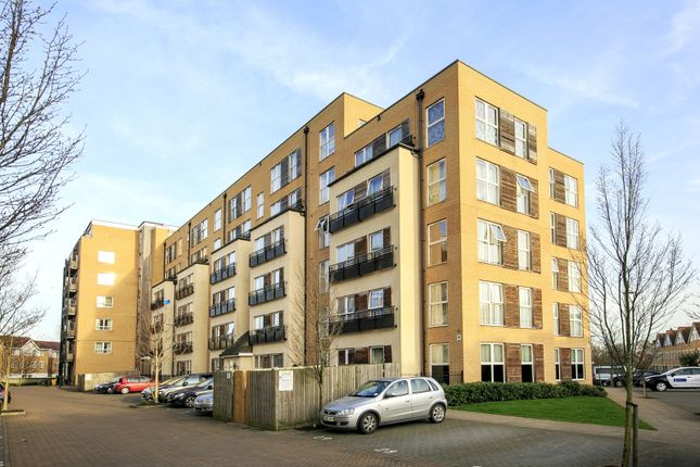 Greenbank Court, Isleworth, TW7 2 bed flat for sale