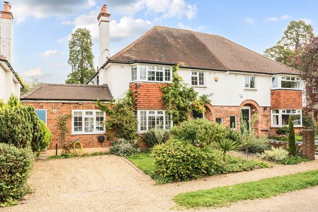 4 bedroom semi-detached house for sale