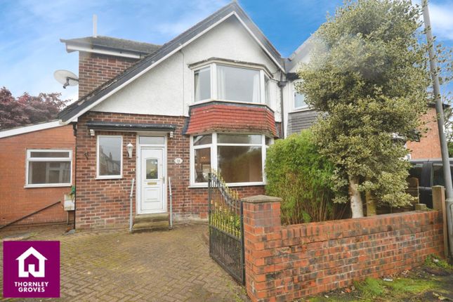 Holyrood Road, Manchester M25 4 bed semi