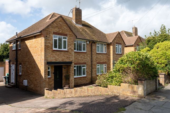 Hangleton Way, Hove, BN3 8AF 3 bed semi