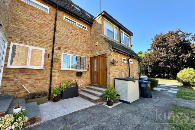 Riversmeet, Hertford 3 bed house for sale