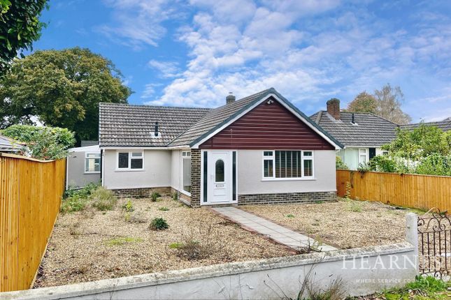 2 bedroom detached bungalow for sale