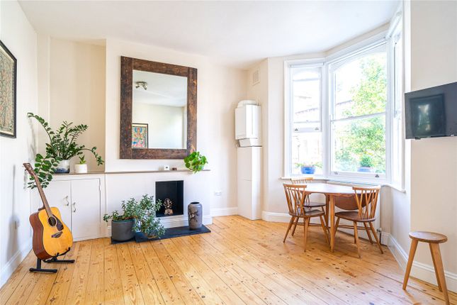 Saltoun Road, London, SW2 1 bed apartment for sale