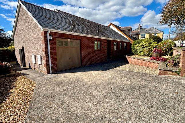 Hayston Avenue, Hakin, Milford Haven... 3 bed bungalow for sale