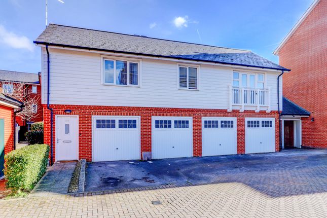 Chequers Avenue, Buckinghamshire HP11 2 bed detached house for sale