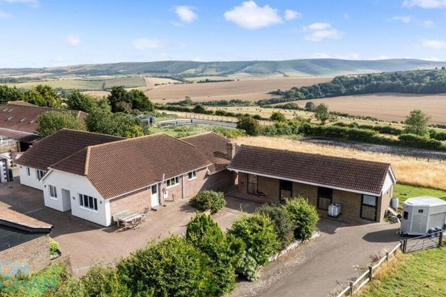 The Old Racecourse, East Sussex BN7 5 bed detached house for sale