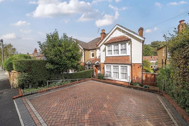 5 bedroom semi-detached house for sale