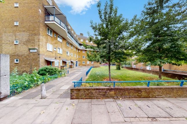 3 bedroom flat for sale