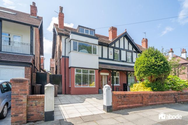 5 bedroom semi-detached house for sale