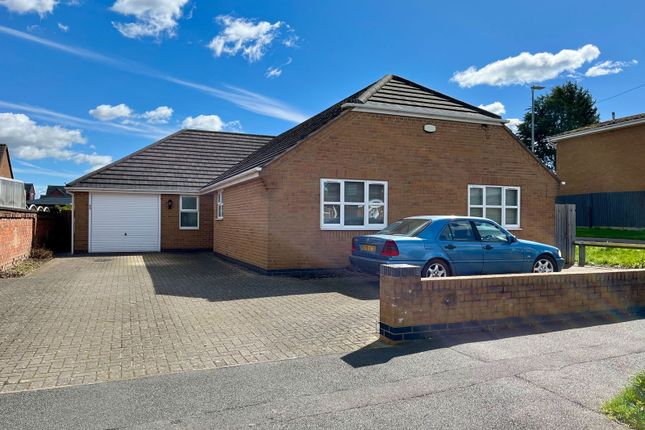 Colby Drive, Thurmaston, Leicester... 3 bed detached bungalow for sale