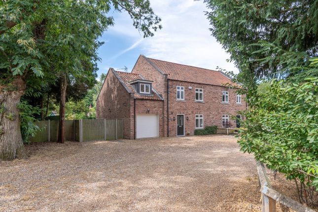 Chestnut Close, Fakenham, NR21 4 bed semi