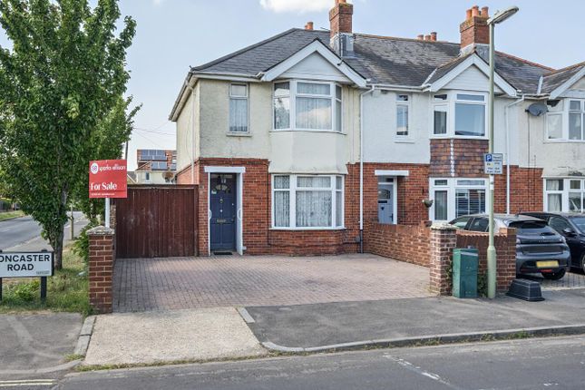 Doncaster Road, Eastleigh 3 bed end of terrace house for sale