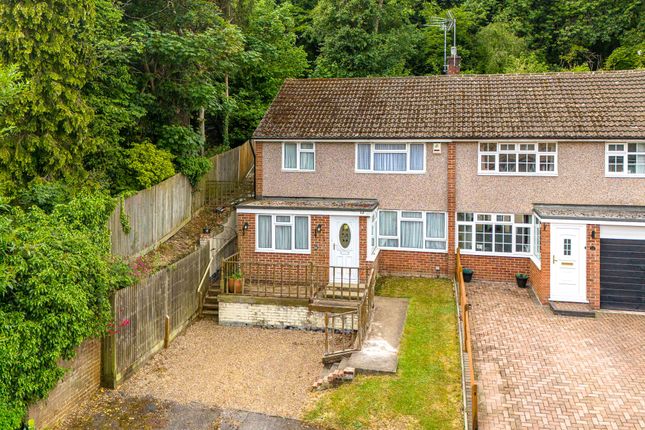 Bay Tree Close, Loudwater, HP11 3 bed semi