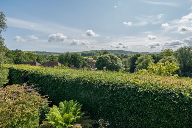 Chantry Close, Storrington, RH20 4 bed detached house for sale