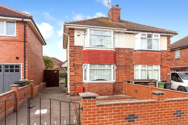 2 bedroom semi-detached house for sale