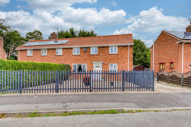 5 bedroom semi-detached house for sale
