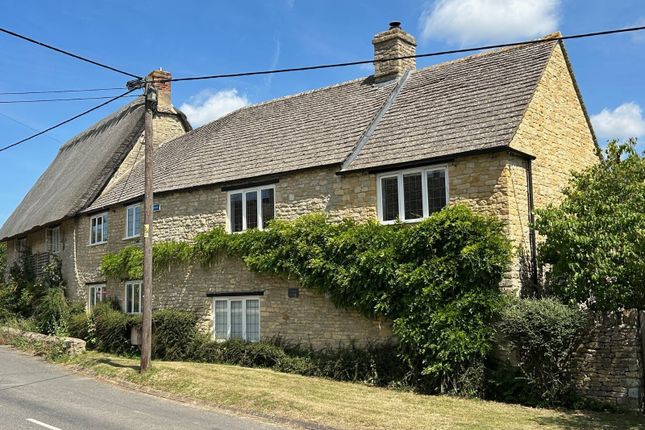 Church Hanborough, Witney, Oxfordshire 4 bed semi
