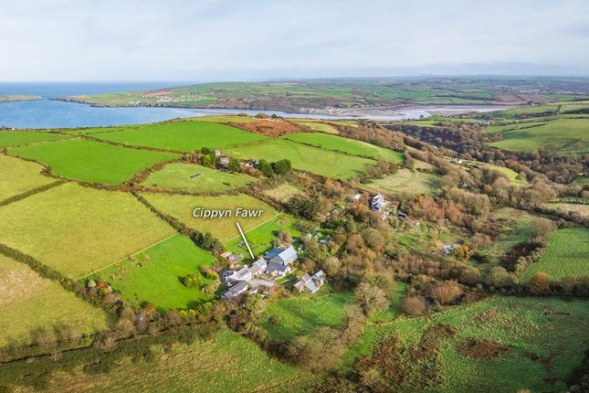 5 bed farmhouse