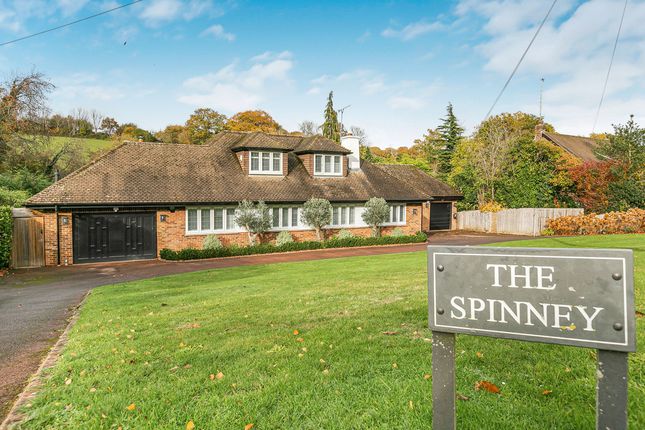 5 bed detached house