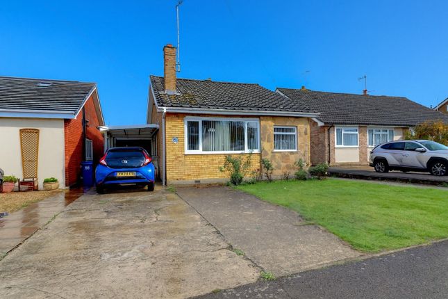 Westmead, Buckinghamshire HP27 3 bed bungalow for sale